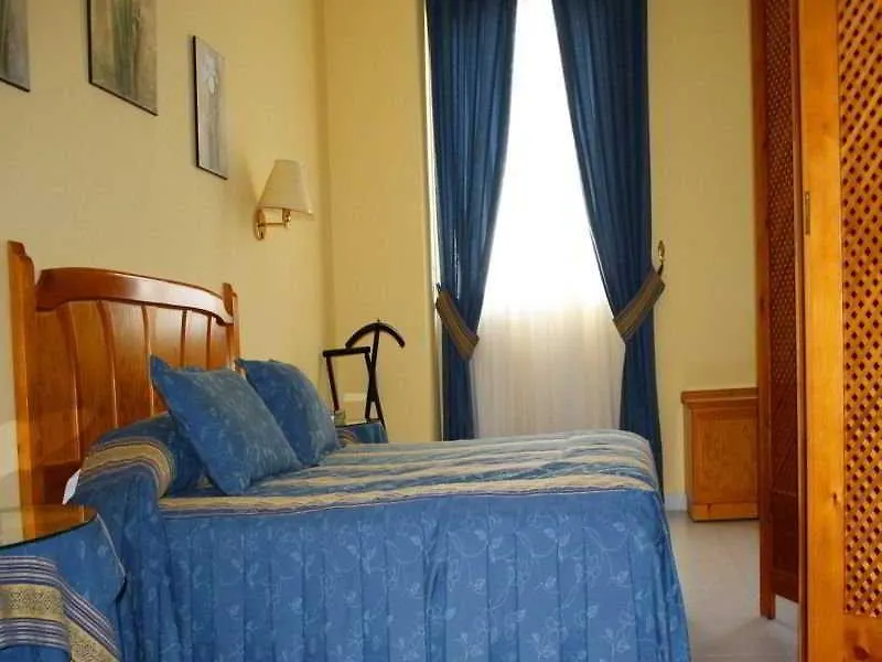 Hotel Villa Ducal Osuna 2*,