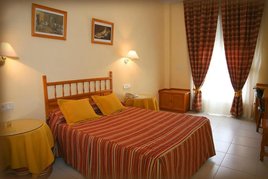 Hotel Villa Ducal Osuna 2*,
